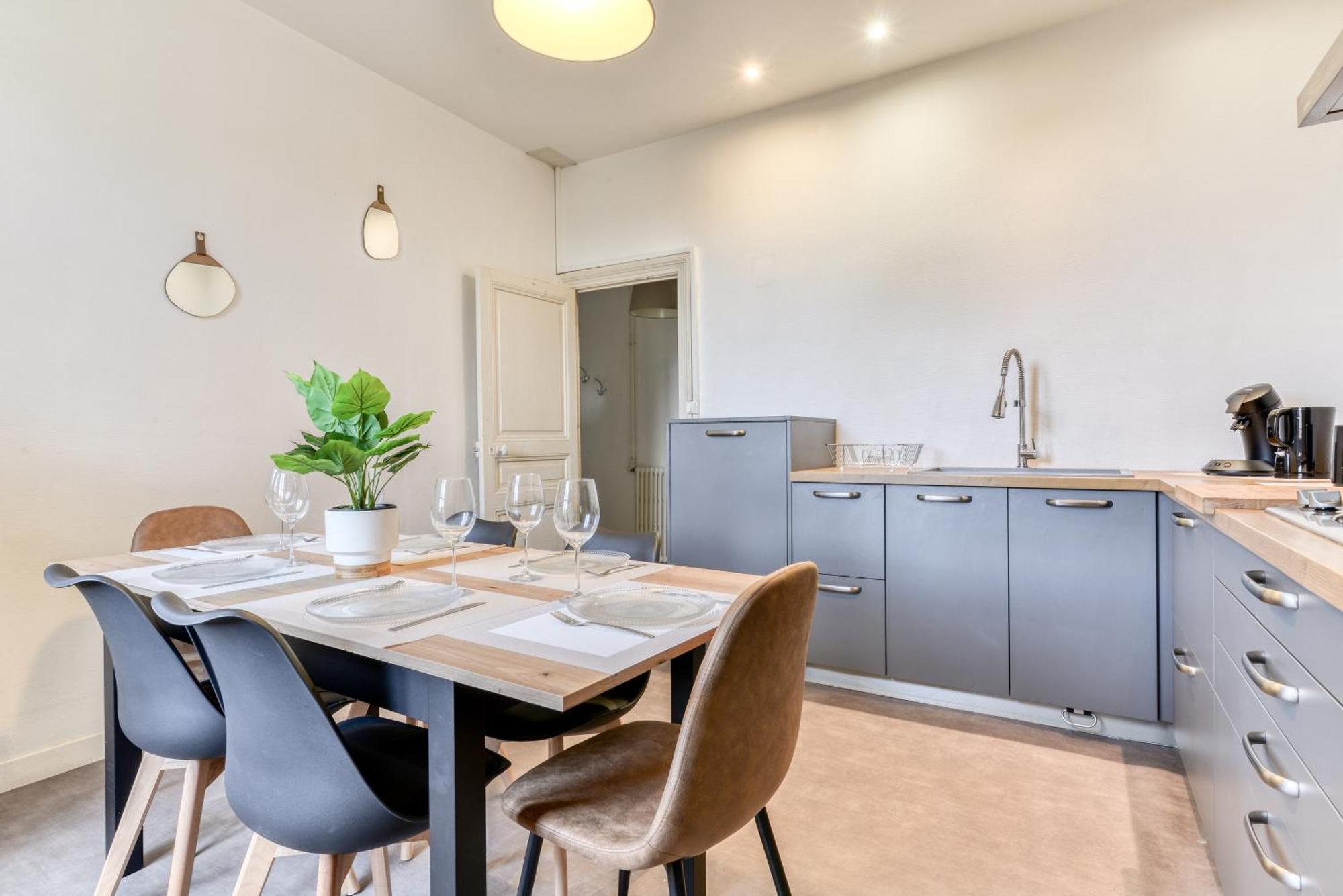 El Marty - Central - Climatisation - Parking Gratuit - Wifi Carcassonne Luaran gambar